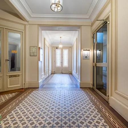 Renan - Kp - Calm For 2p In 15th Paris